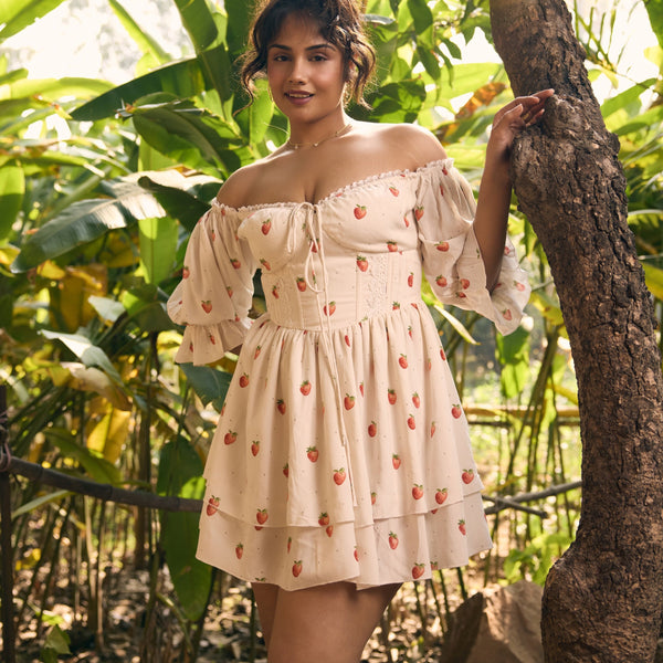 Lillibeth White Strawberry Printed Mini Dress – Lea Clothing Co.