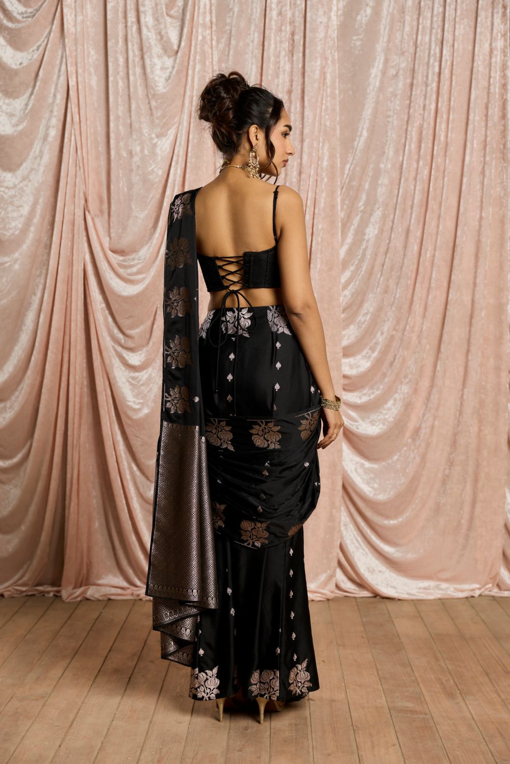 Kainaat Banarasi Silk Pre-Draped Bustier Saree Set