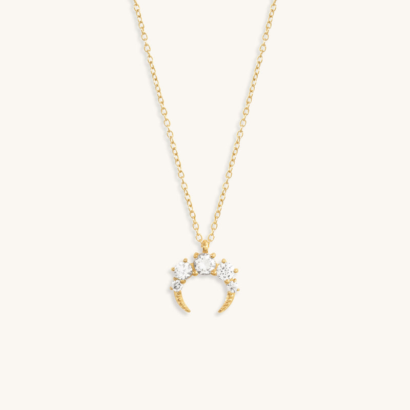 Lea OG Box jewellery featuring classic, elegant pieces with a timeless design