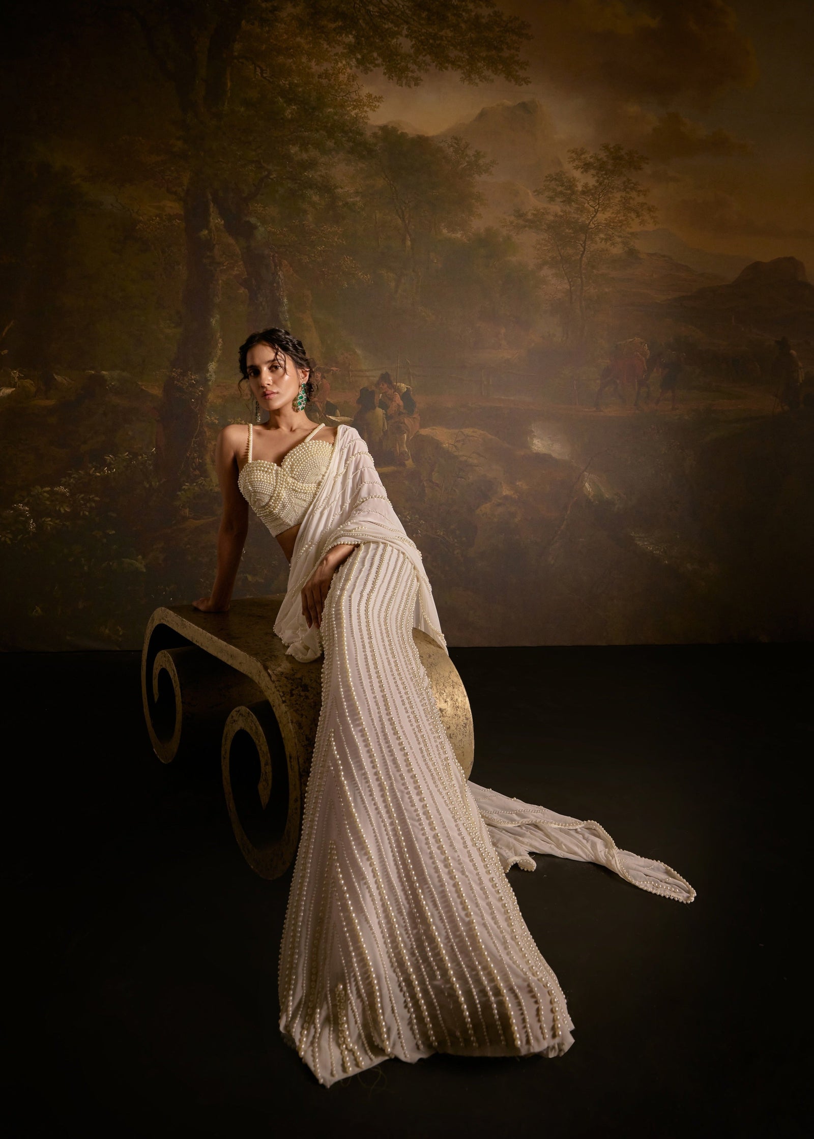 2195 Traditional White Fabric Pearl Embroidery Cloth Maggam Work Saree Buy White Pearl Embroidered Tissue Designer Saree with  main image 3