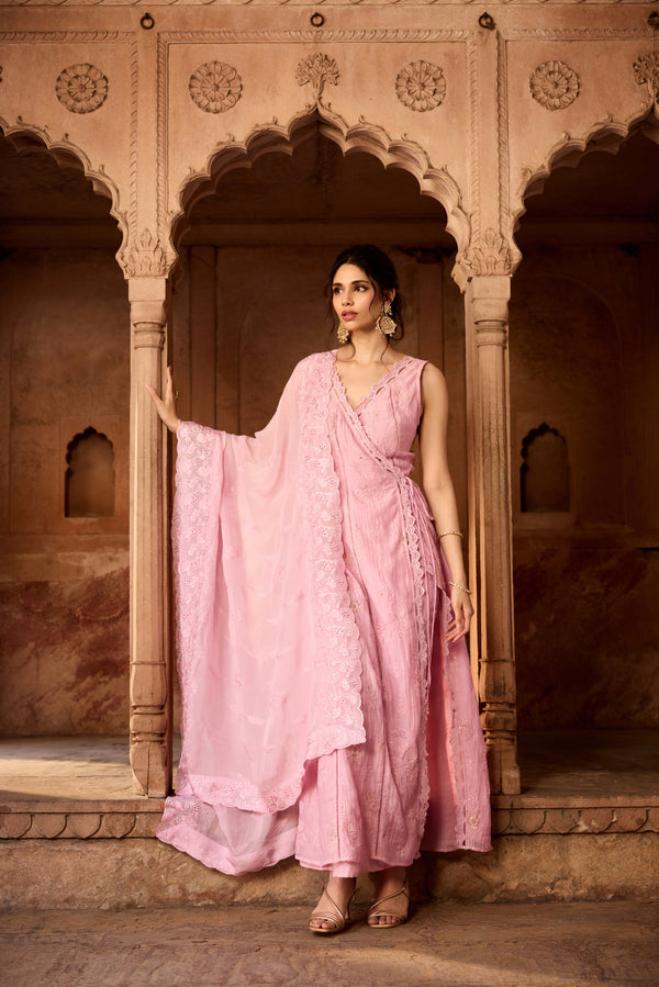 Gulbaano Light Pink Embroidered Sleeveless Kurta Set
