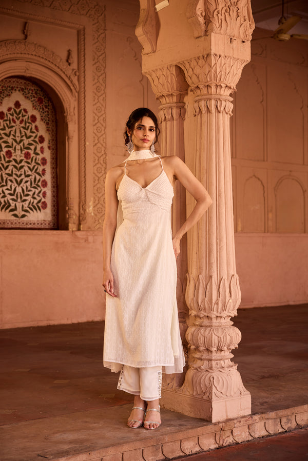 Shimaz White Sleeveless Kurta Set