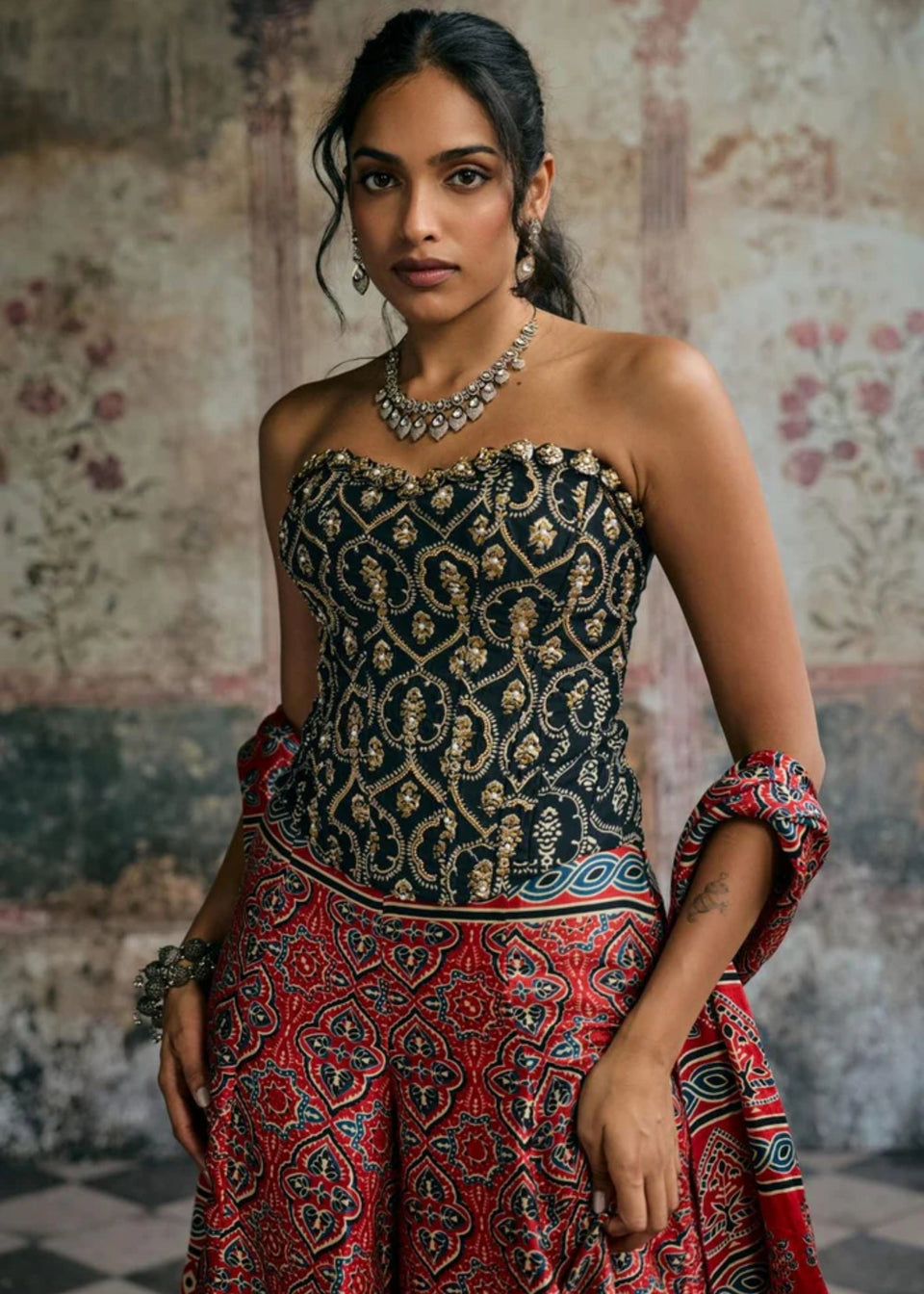 Sharara sets